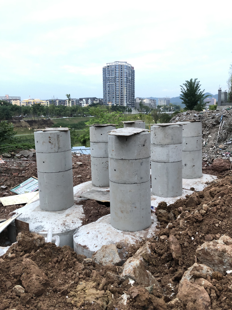 預(yù)制檢查井